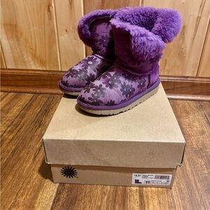 UGG Toddler Girls Bailey Purple Floral Shearling Short Boots